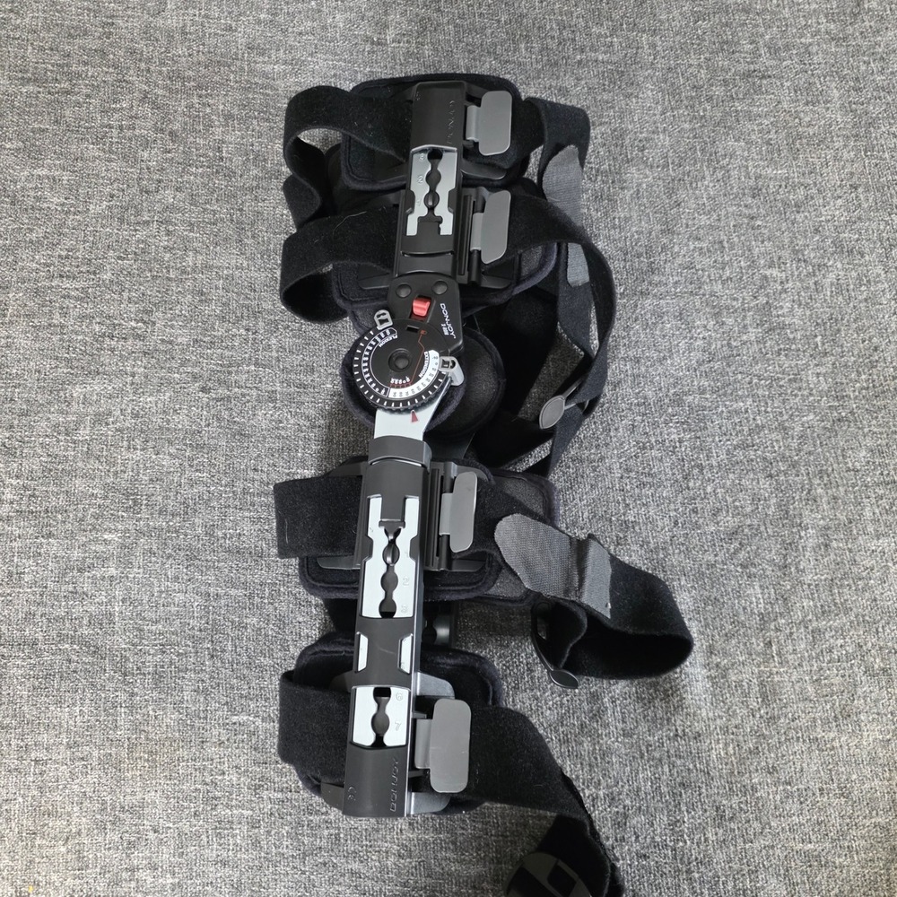 DonJoy X-ROM Post-Op Knee Brace 11-2181-9 Adjustable Hinged ROM Universal L/R
